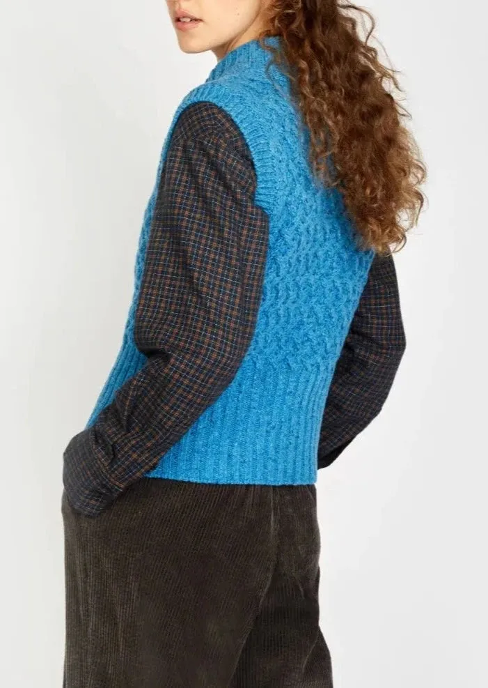 IrelandsEye Trellis Cropped Vest | Blue