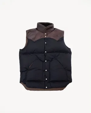 Lot 2198 - Rocky Mountain x Warehouse Nylon Christy Vest - Black